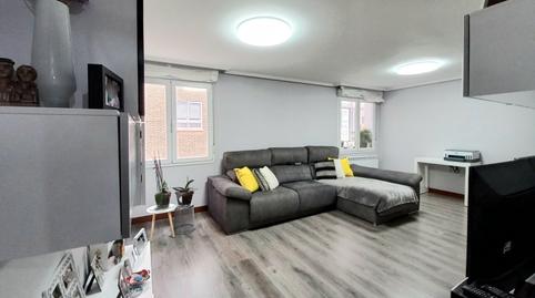Foto 4 de Apartament en venda a Calle del Romancero, San Julián - Barriada de Cortes, Burgos