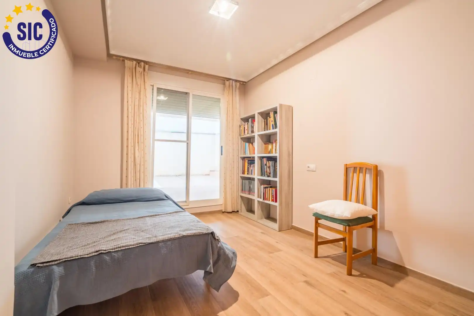 Habitación de Piso en venta en Aldaia con Aire acondicionado, Calefacción y Terraza