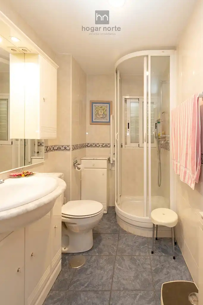 Baño de Piso en venta en Alcobendas con Aire acondicionado, Calefacción y Terraza