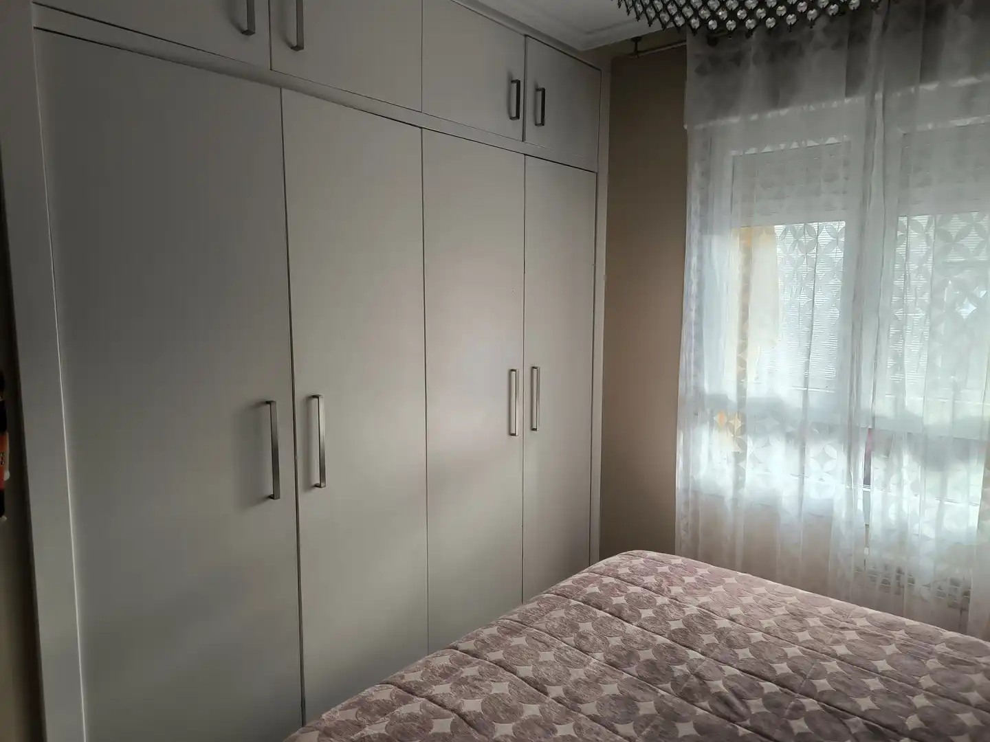 Habitación de Piso en venta en Vitoria - Gasteiz con Terraza, Trastero y Amueblado