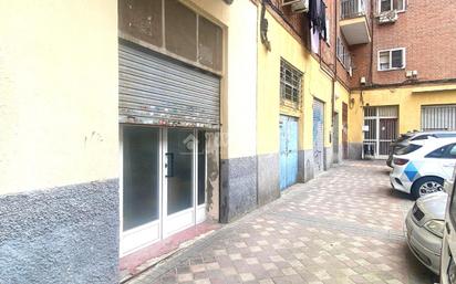Exterior view of Premises for sale in  Madrid Capital