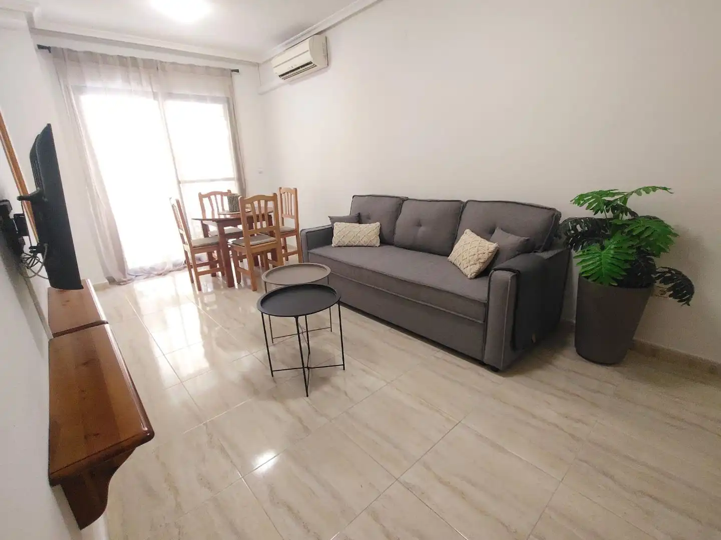 Wohnung zur Miete in Calle San Miguel de Salinas, 21, Playa del Acequión, Náufragos y Rocío del Mar