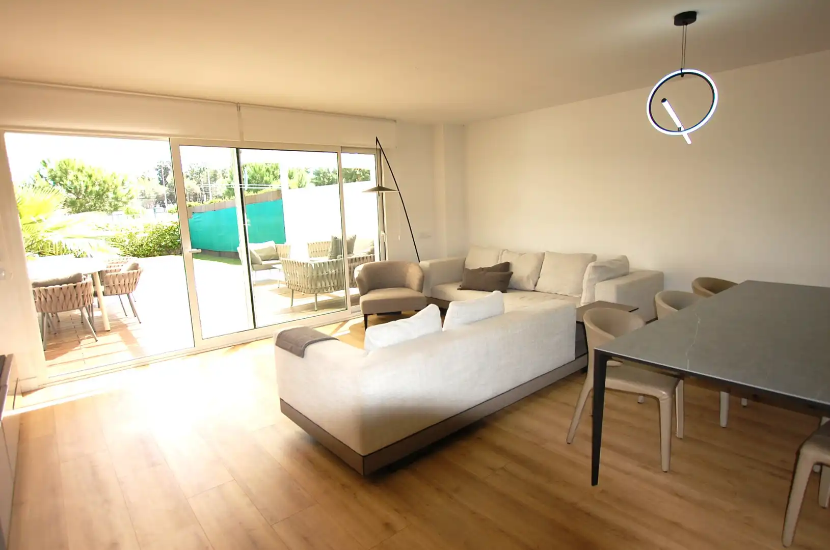 Living room of Detached homes for rent in Gavà  with Air Conditioner, Heating and Private garden