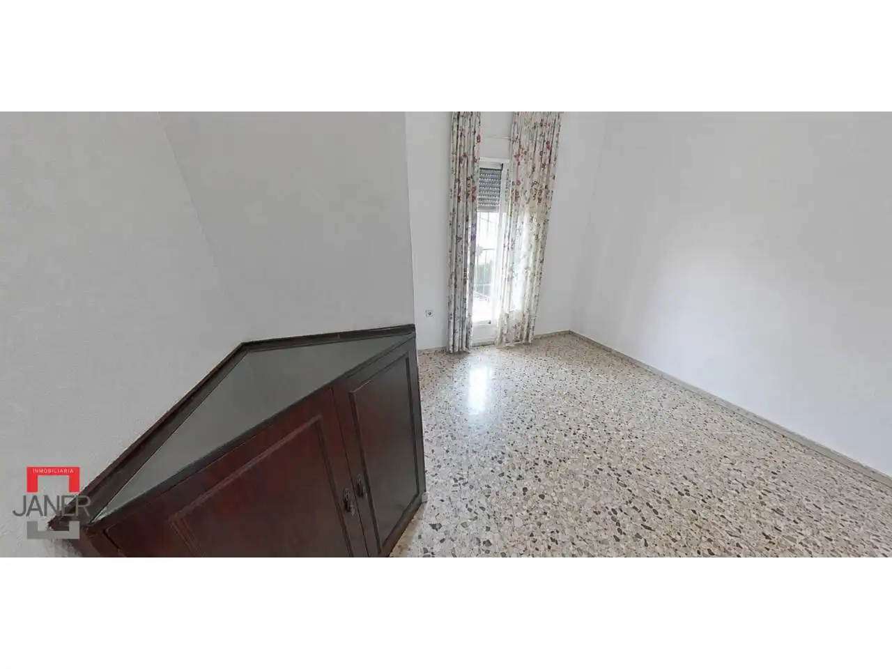 Bedroom of Houses for sale in Tomares  with Air Conditioner, Private garden and Terrace