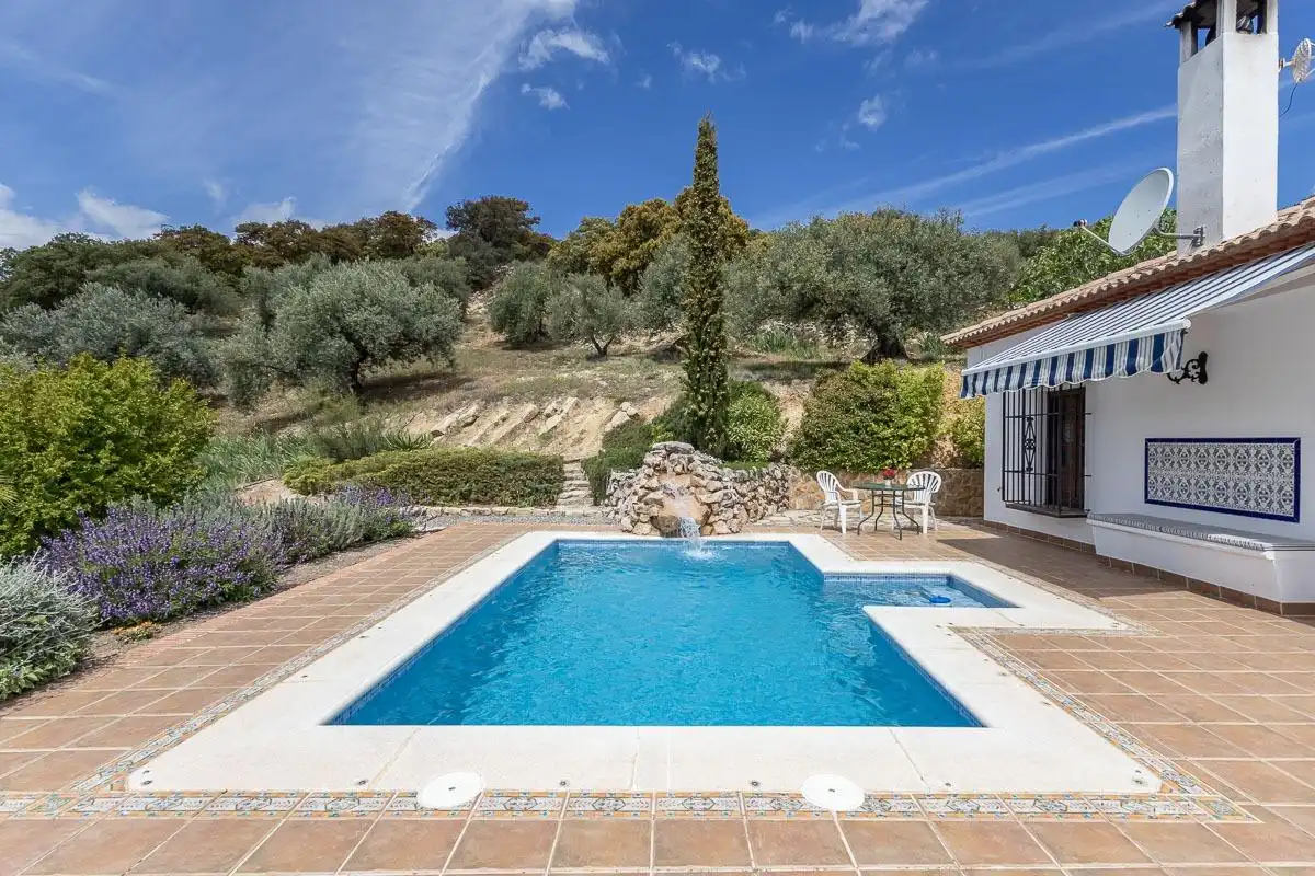 Piscina de Finca rústica en venta en Alcalá la Real con Calefacción y Terraza