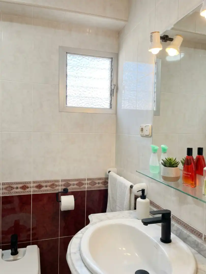 Baño de Piso en venta en Málaga con Aire acondicionado y Amueblado