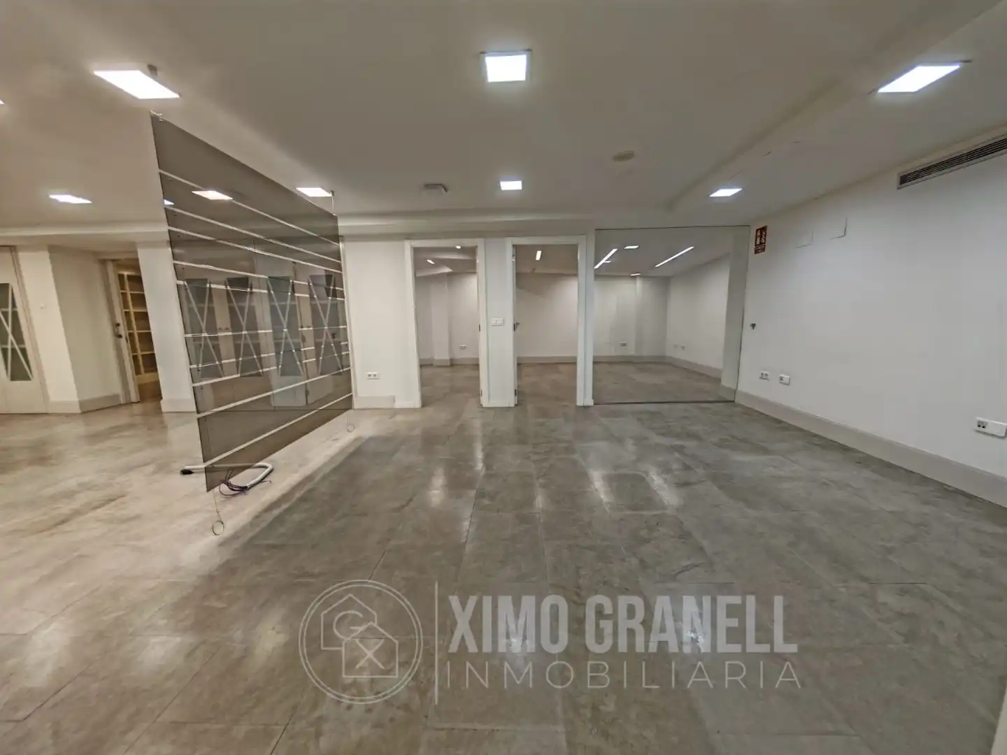 Local comercial en venda a La Vall d'Uixó, imagen 2