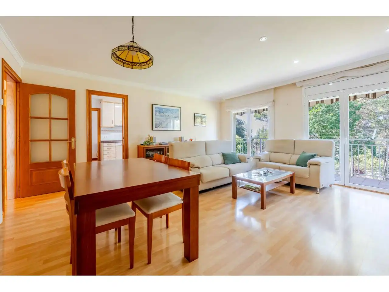 Sala d'estar de Casa o xalet en venda en Santpedor amb Calefacció, Jardí privat i Parquet