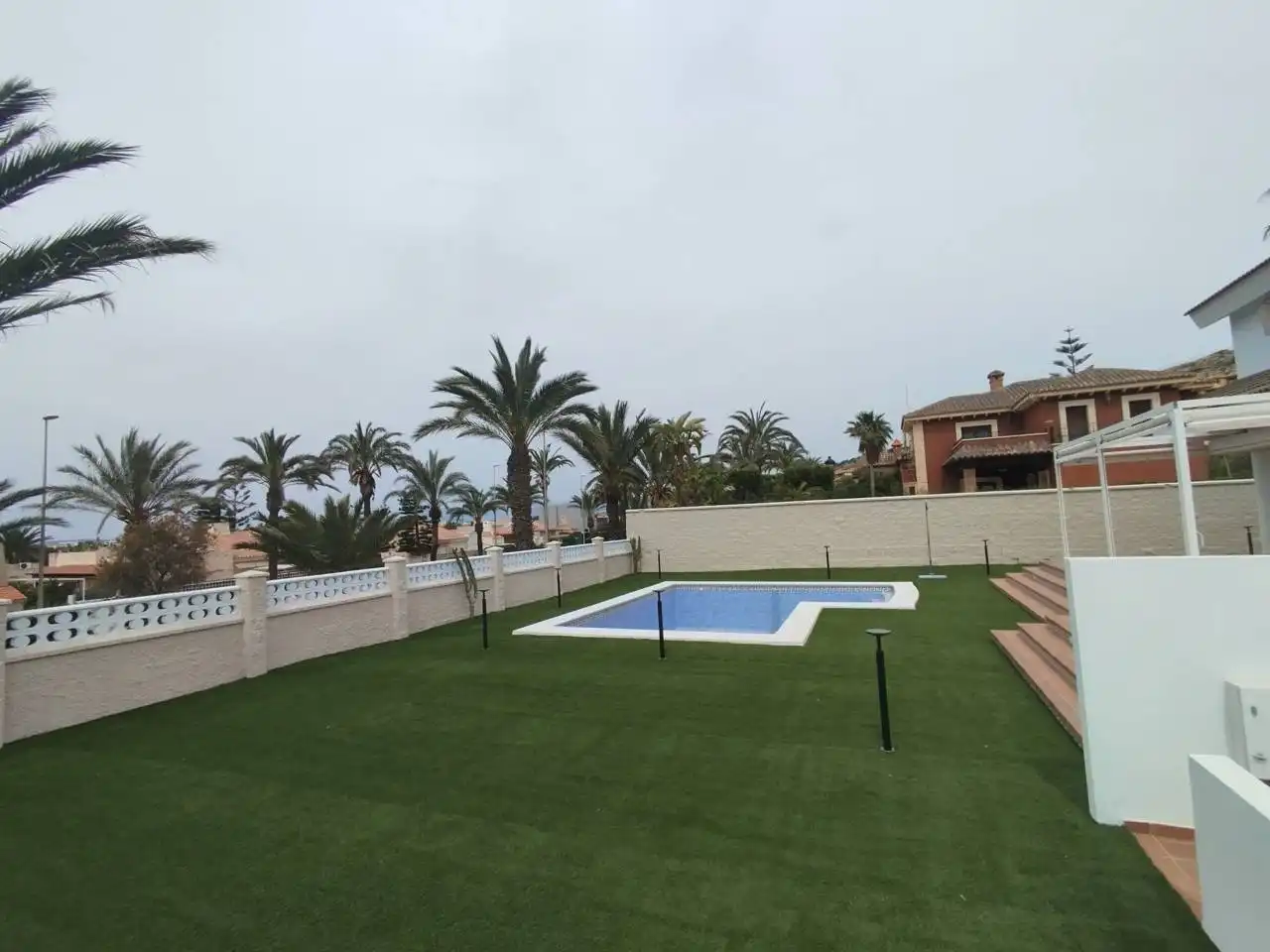 Piscina de Casa o chalet en venta en El Ejido con Aire acondicionado, Calefacción y Jardín privado