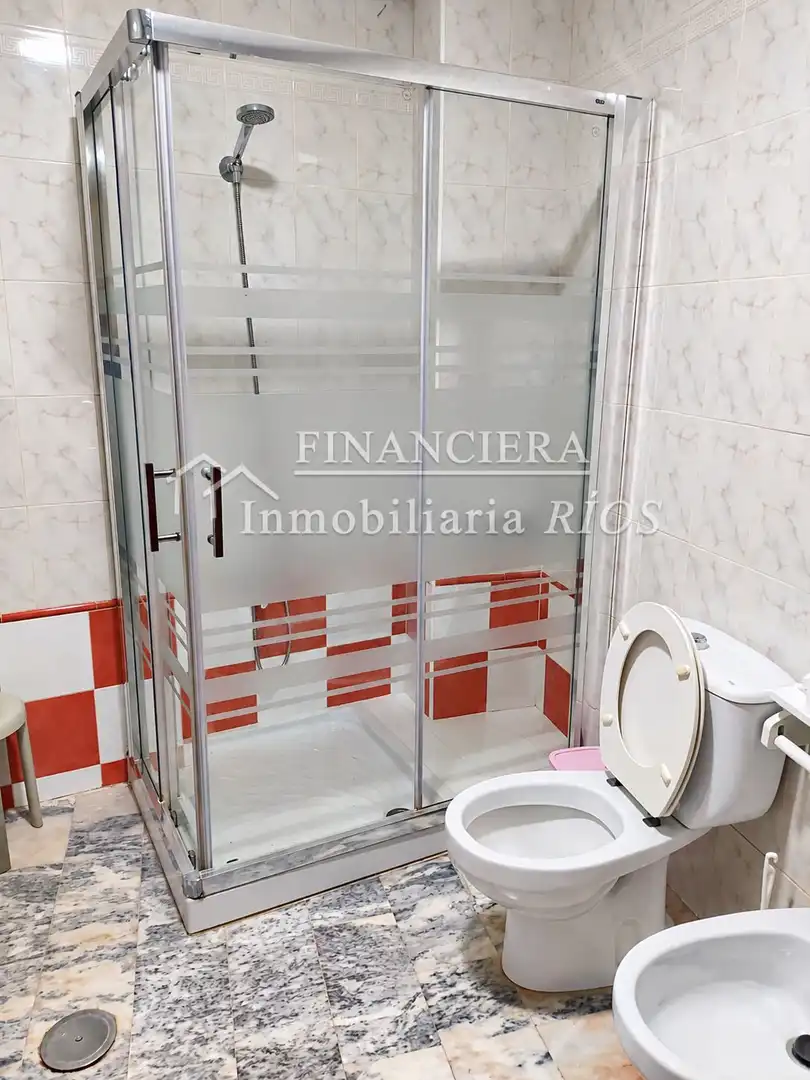 Bany de Pis en venda en La Paz