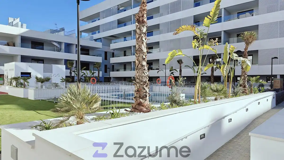 Flat for rent in Calle Haití, Palmas Altas