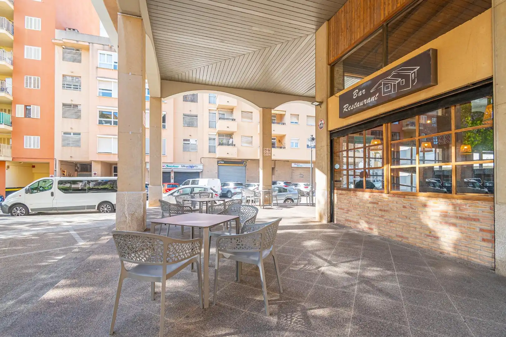 Terrasse von Geschaftsraum zur Miete in  Palma de Mallorca mit Klimaanlage, Terrasse und Möbliert