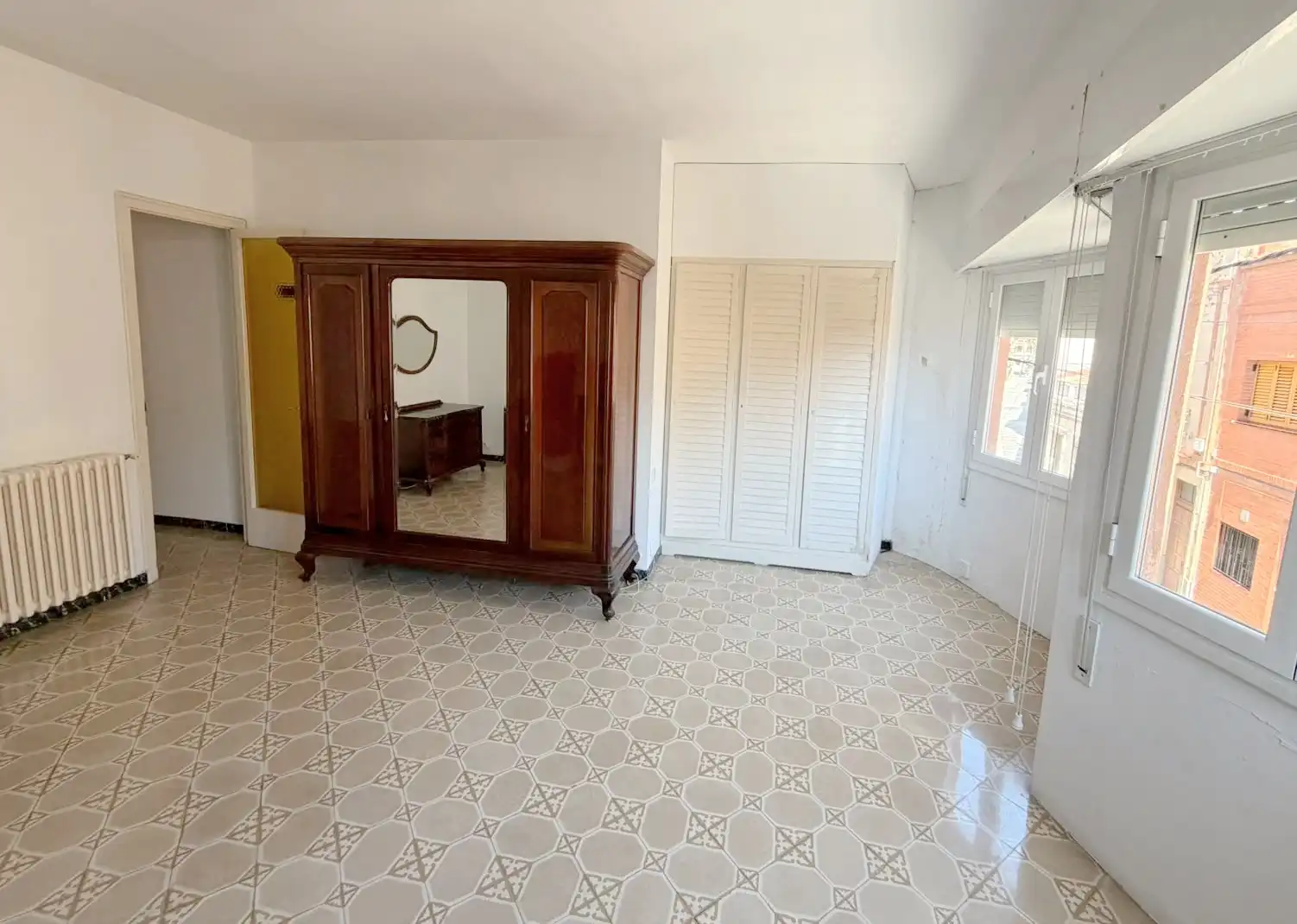 Habitación de Piso en venta en El Prat de Llobregat con Calefacción y Terraza