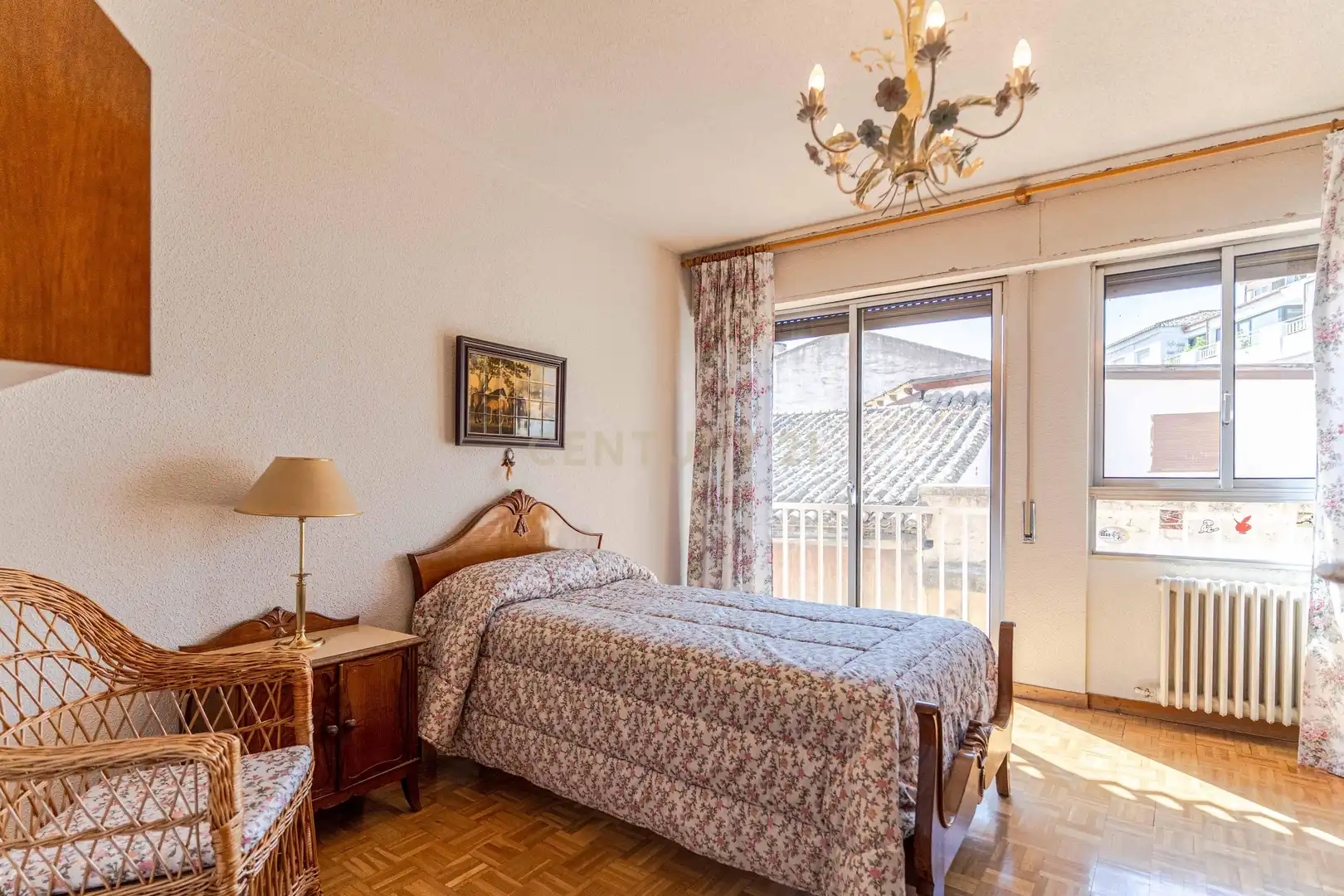 Habitación de Piso en venta en Granada con Trastero y Balcón