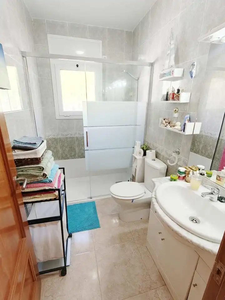 Bany de Casa o xalet en venda en Lloret de Mar amb Aire condicionat, Jardí privat i Terrassa