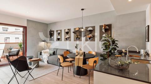 Foto 2 de Apartament de lloguer a Carrer de Floridablanca, Sant Antoni, Barcelona