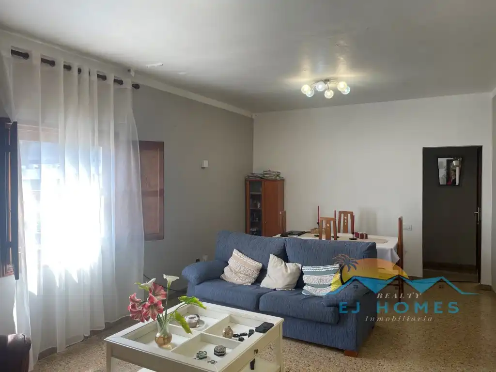 Sala d'estar de Casa o xalet en venda en Santa Cruz de Tenerife