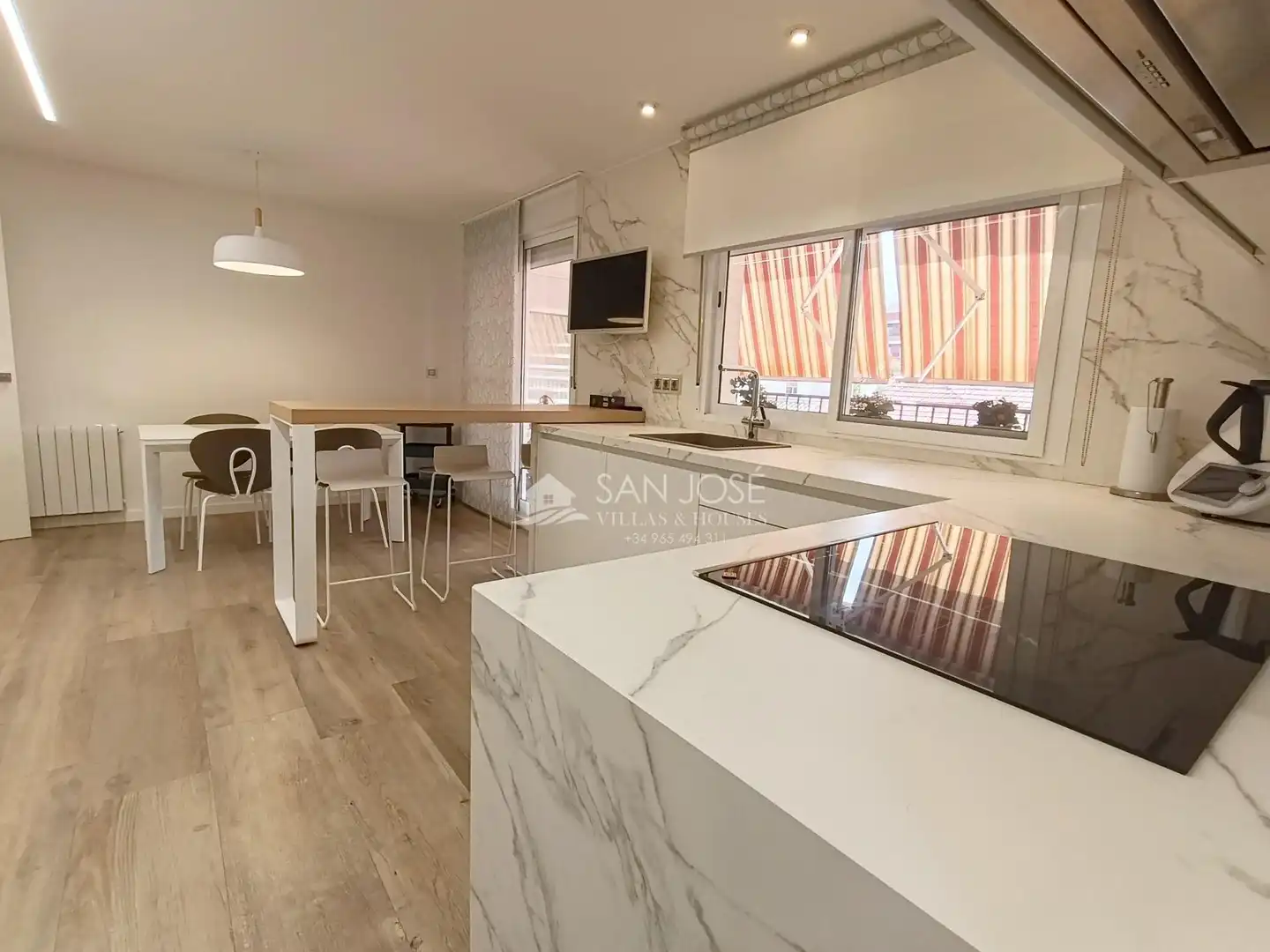 Cocina de Ático en venta en Novelda con Aire acondicionado, Calefacción y Balcón