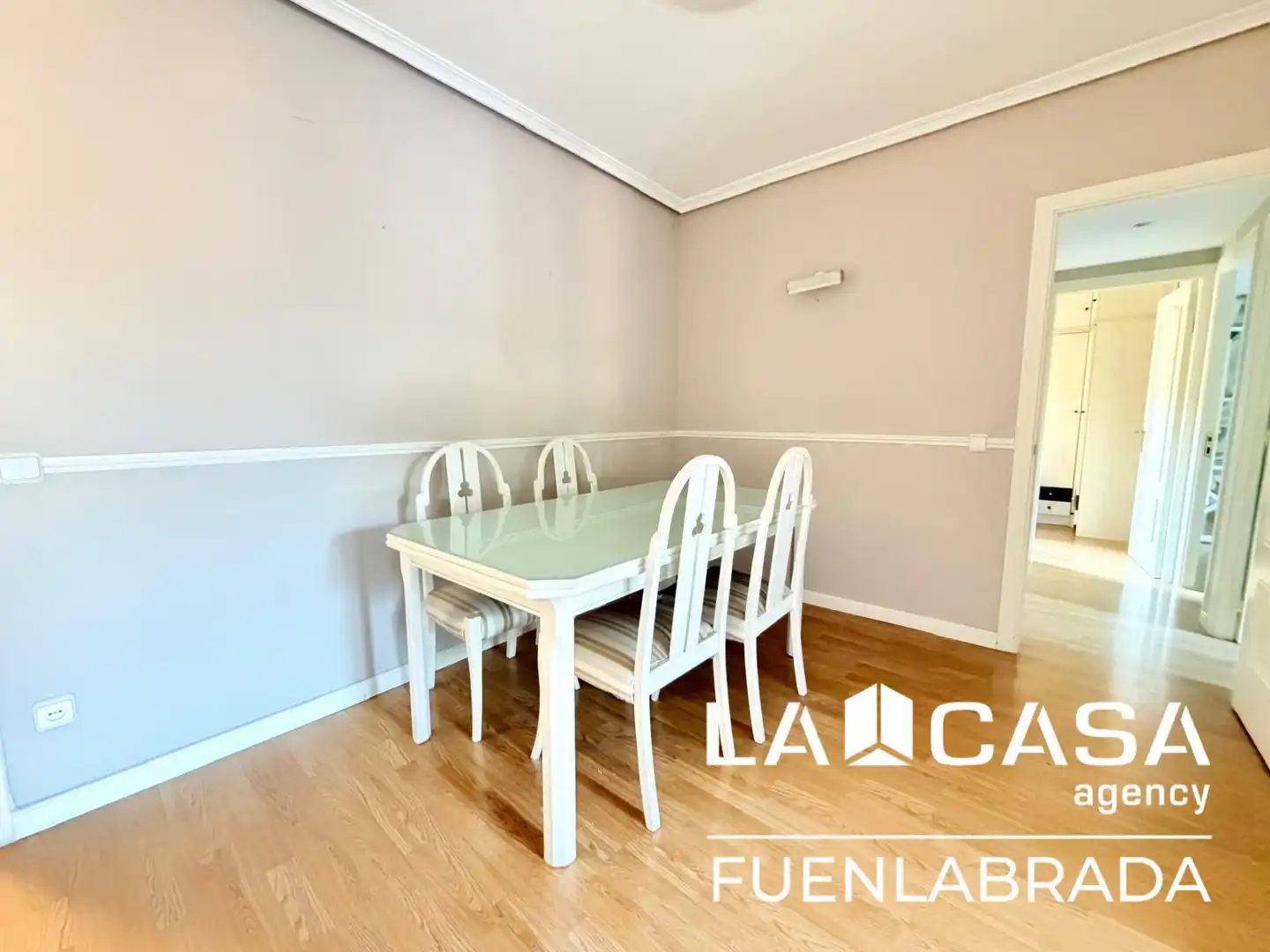 Dining room of Flat for sale in Fuenlabrada  with Oven and Washing machine
