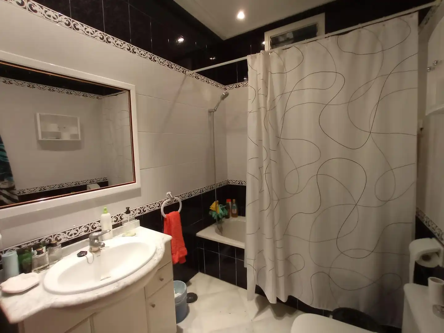 Baño de Casa o chalet en venta en Chiclana de la Frontera con Aire acondicionado, Calefacción y Jardín privado