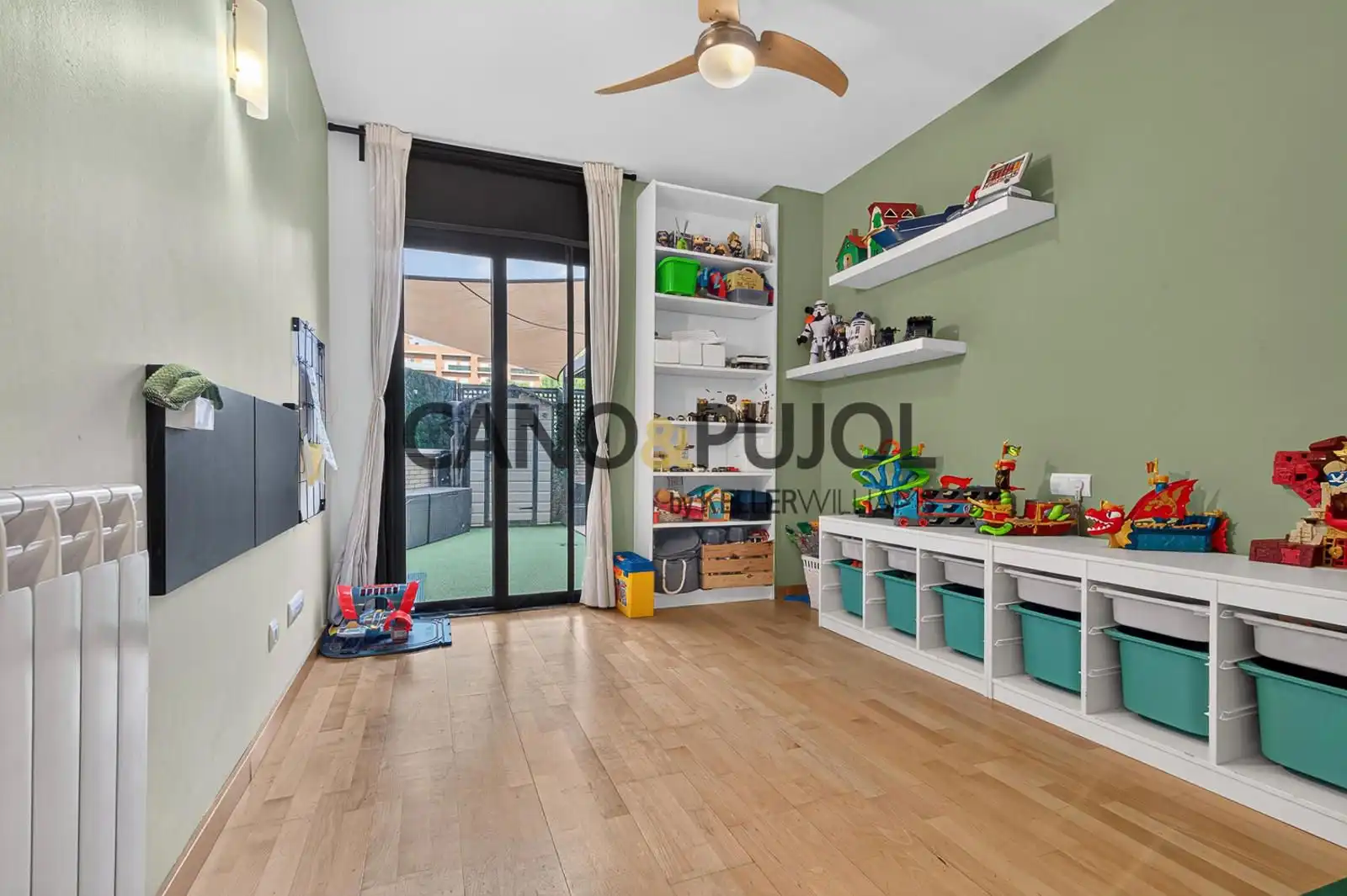 Sala d'estar de Pis en venda en Montcada i Reixac amb Aire condicionat, Calefacció i Terrassa