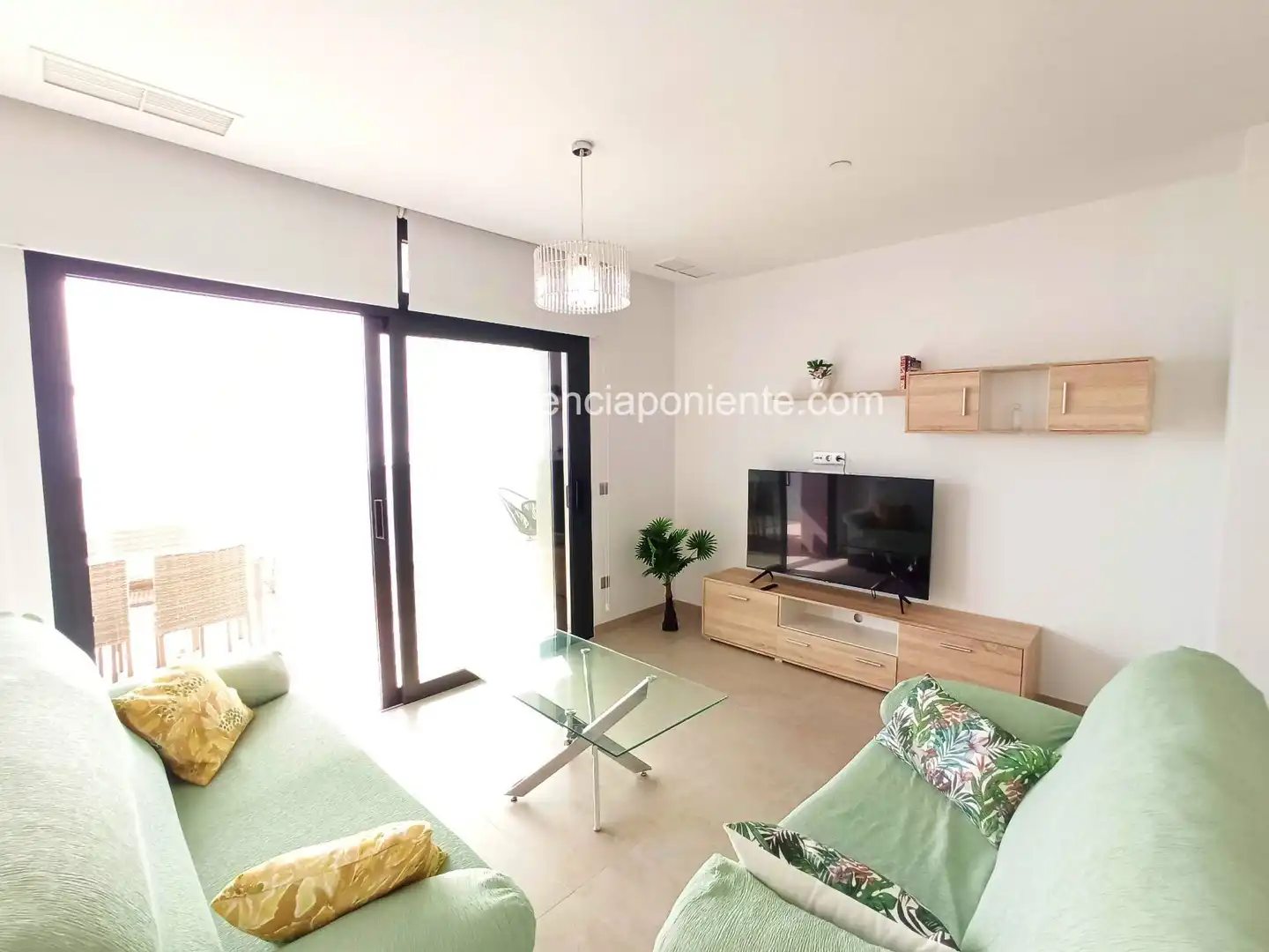 Living room of Flat for rent in Benidorm  with Air Conditioner, Terrace and Furnished