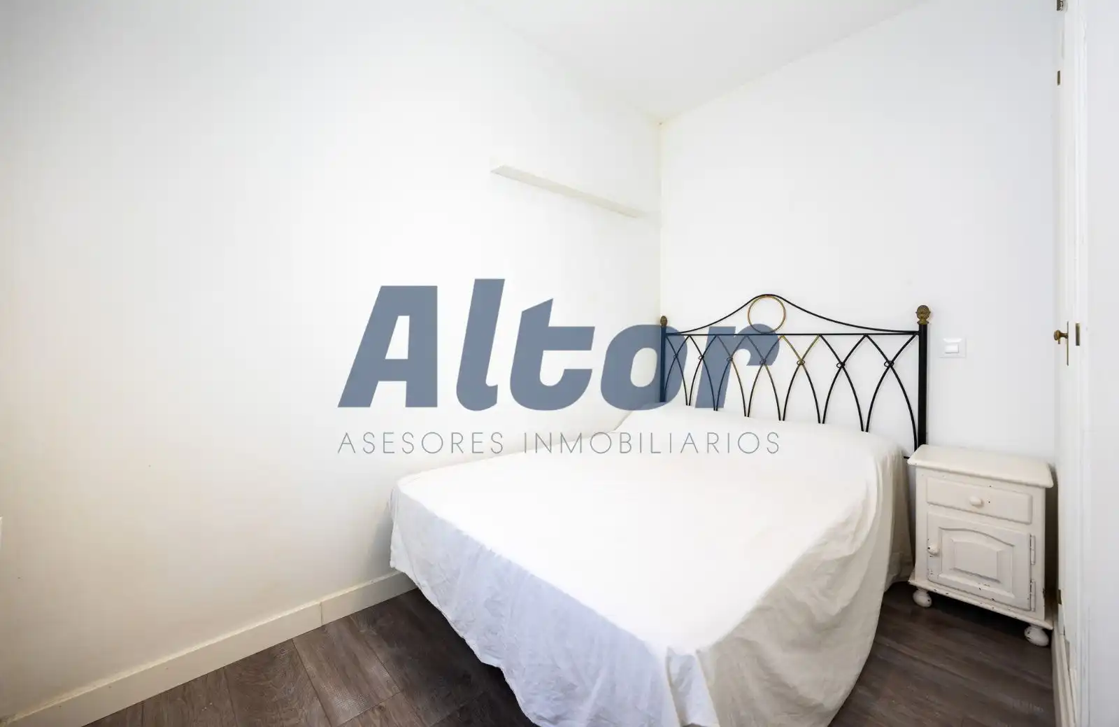 Habitación de Piso en venta en Madrid con Aire acondicionado y Calefacción