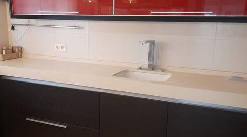 Foto 3 de Casa adosada en venta en La Gineta, Albacete