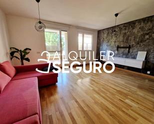 Living room of Flat to rent in Pozuelo de Alarcón  with Terrace and Swimming Pool