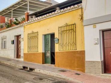House for sale in Carretera de Arenas 51