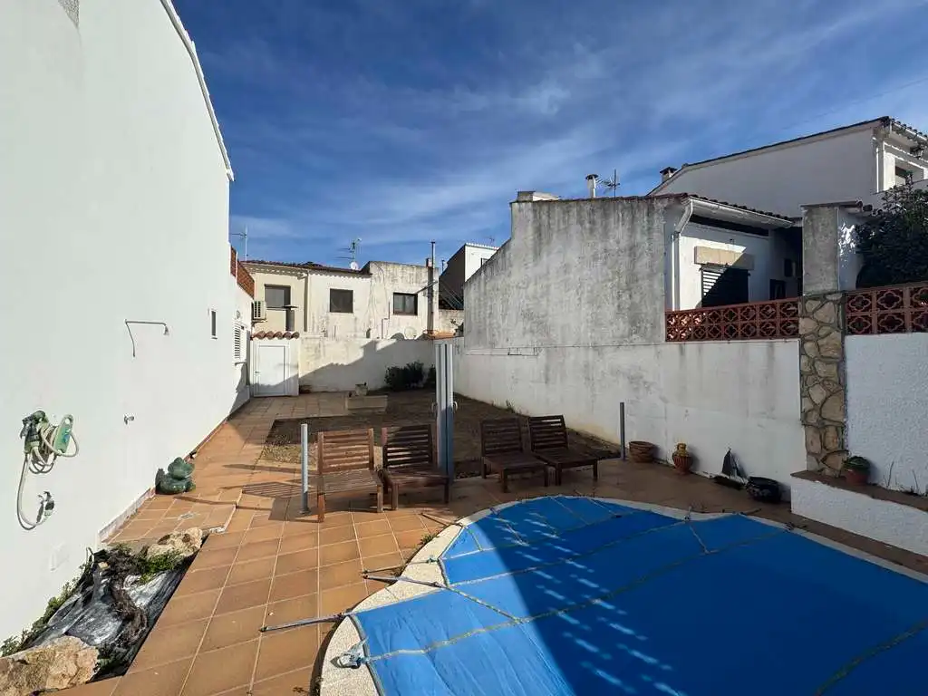 Maison jumelée avec piscine à vendre à Carrer Puig, imagen 2