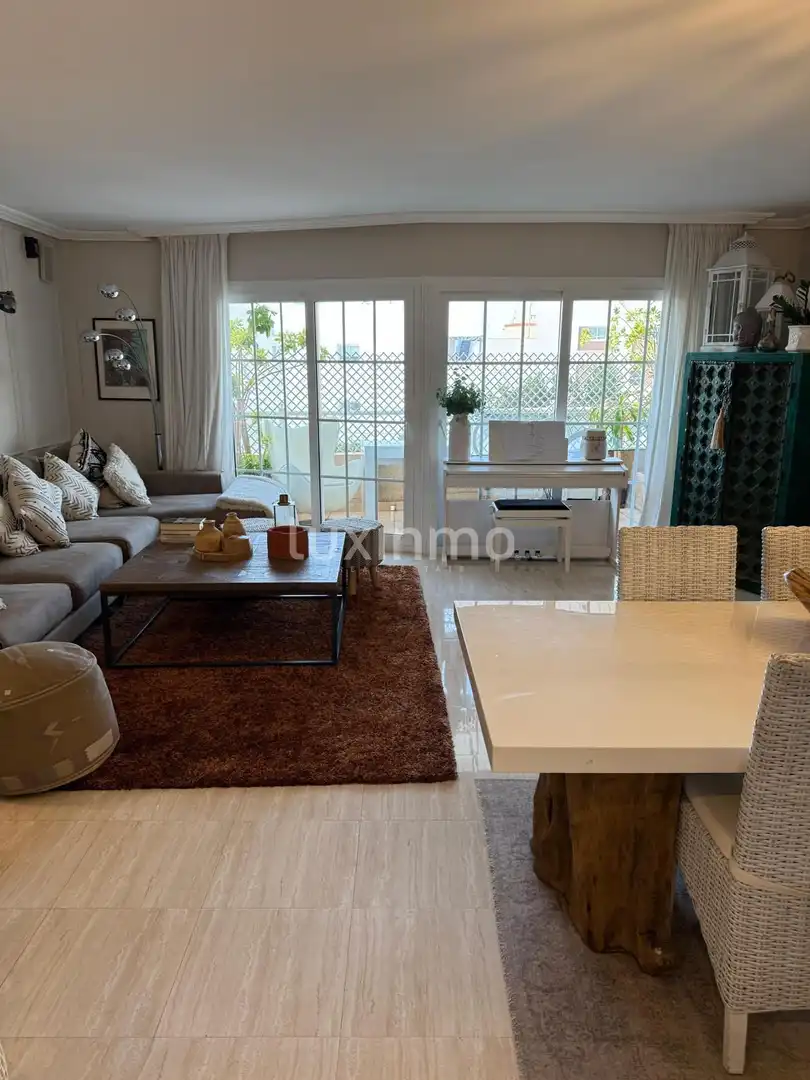 Sala d'estar de Àtic en venda en Eivissa amb Aire condicionat, Terrassa i Traster
