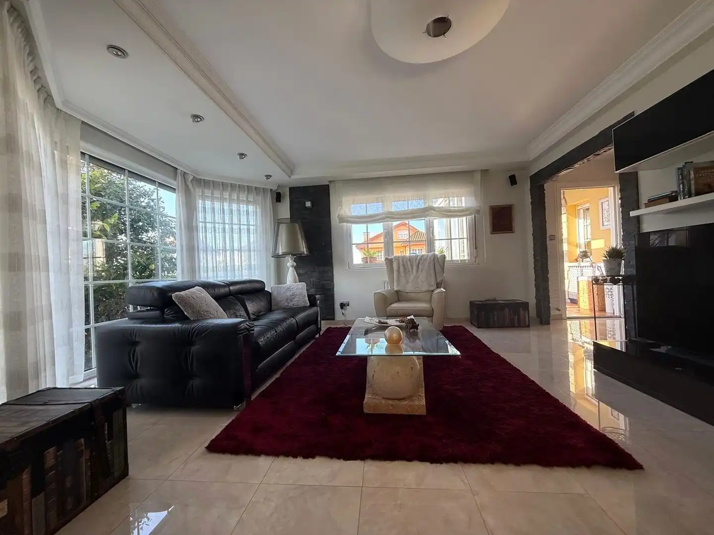 Sala de estar de Casa o chalet en venta en Gijón  con Calefacción, Terraza y Piscina