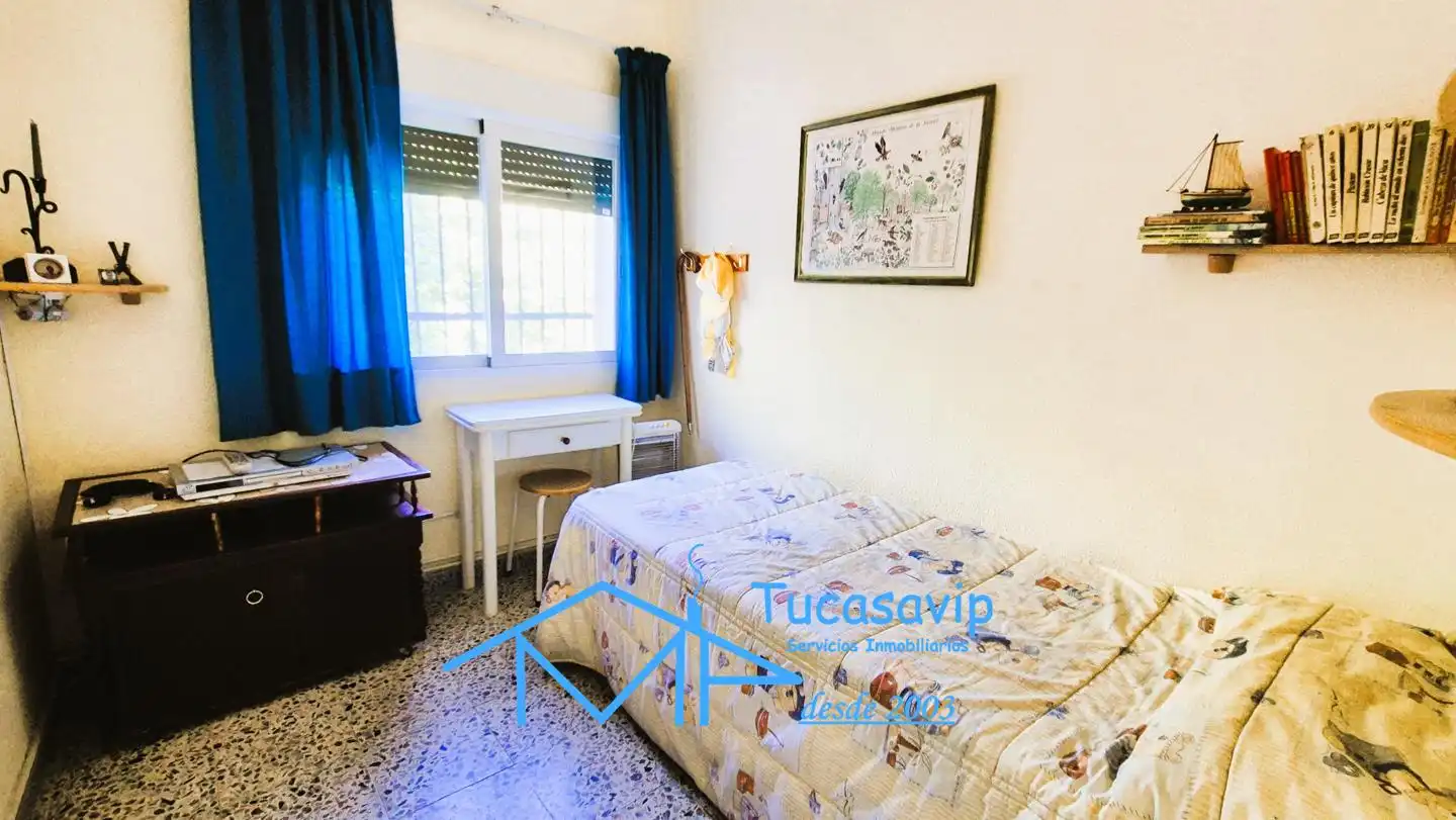 Habitación de Planta baja en venta en Casillas con Calefacción
