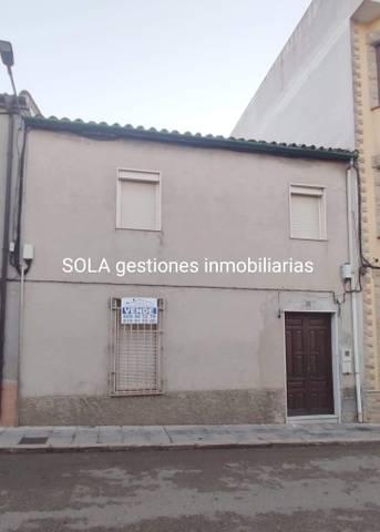 Casa-chalet en Venta en Calle Madrid en Torreperogil