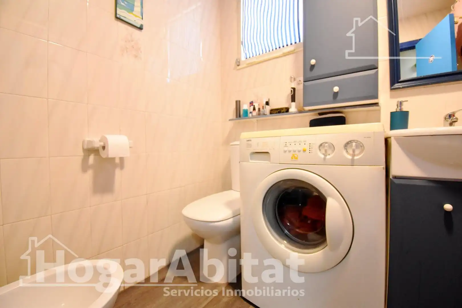 Bathroom of Flat for sale in Bellreguard  with Terrace, Furnished and Community pool