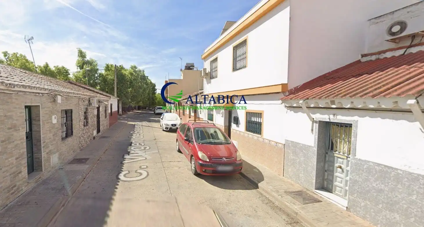 Exterior view of Houses for sale in Sevilla