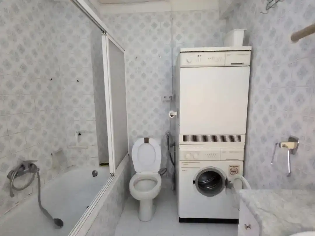 Badezimmer von Wohnungen zum Verkauf in Mijas mit Klimaanlage, Schwimmbad und Balkon