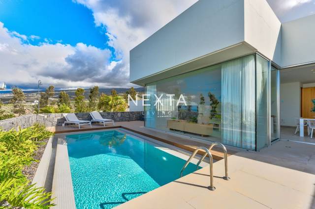 Casa-chalet en Alquiler en Calle María Zambrano en Abama