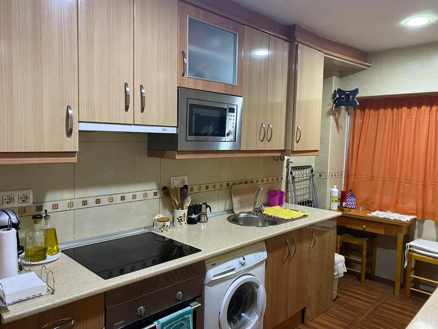 Kitchen of Flat for sale in Villanueva del Arzobispo  with Air Conditioner, Private garden and Furnished