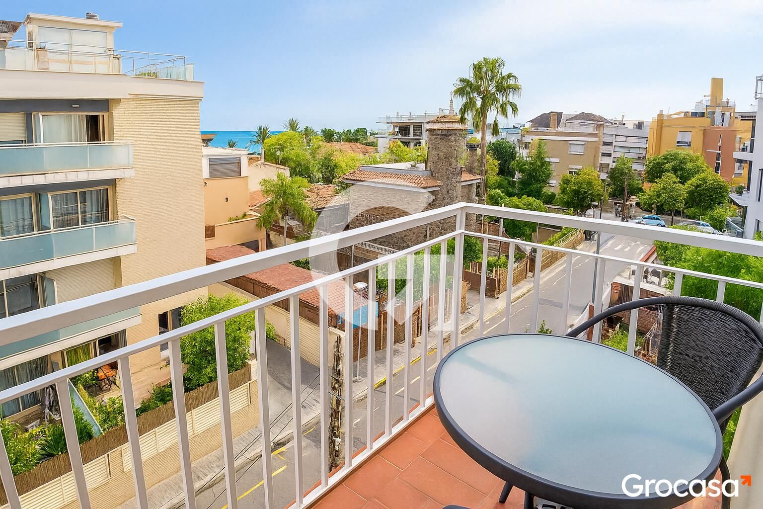 Balcony of Flat for sale in Vilanova i la Geltrú  with Heating, Furnished and Oven