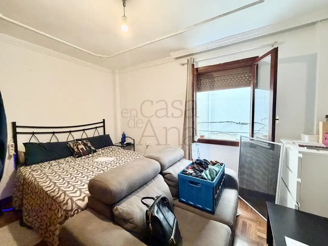 Schlafzimmer von Wohnung zum Verkauf in Santurtzi 