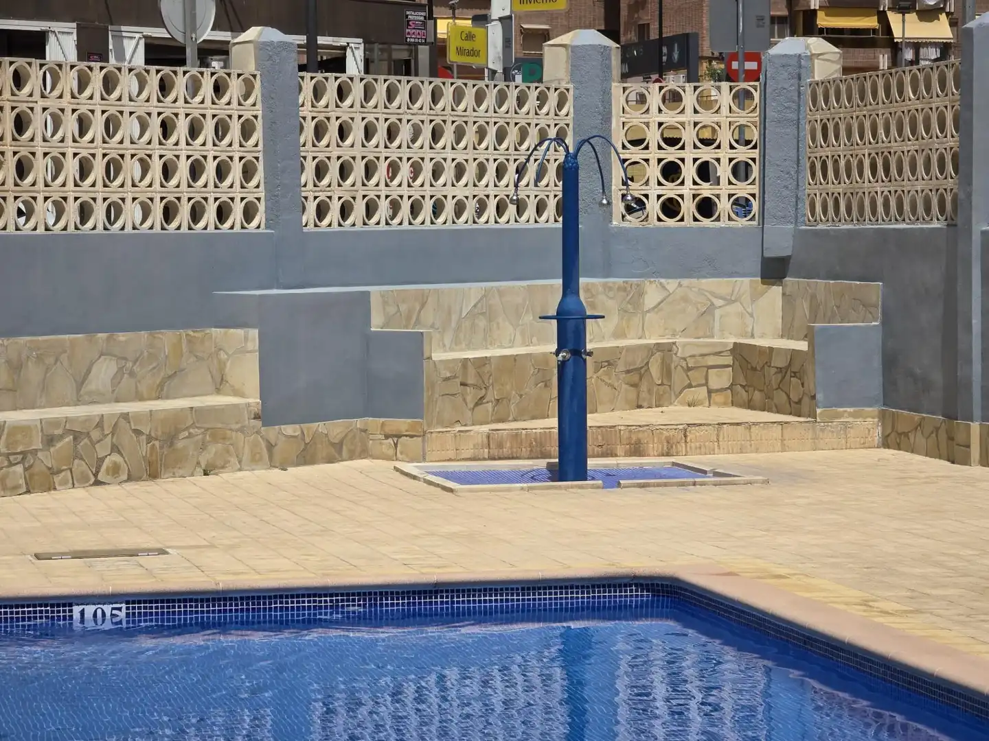 Piscina de Estudi en venda en Benidorm amb Aire condicionat, Moblat i Piscina comunitària