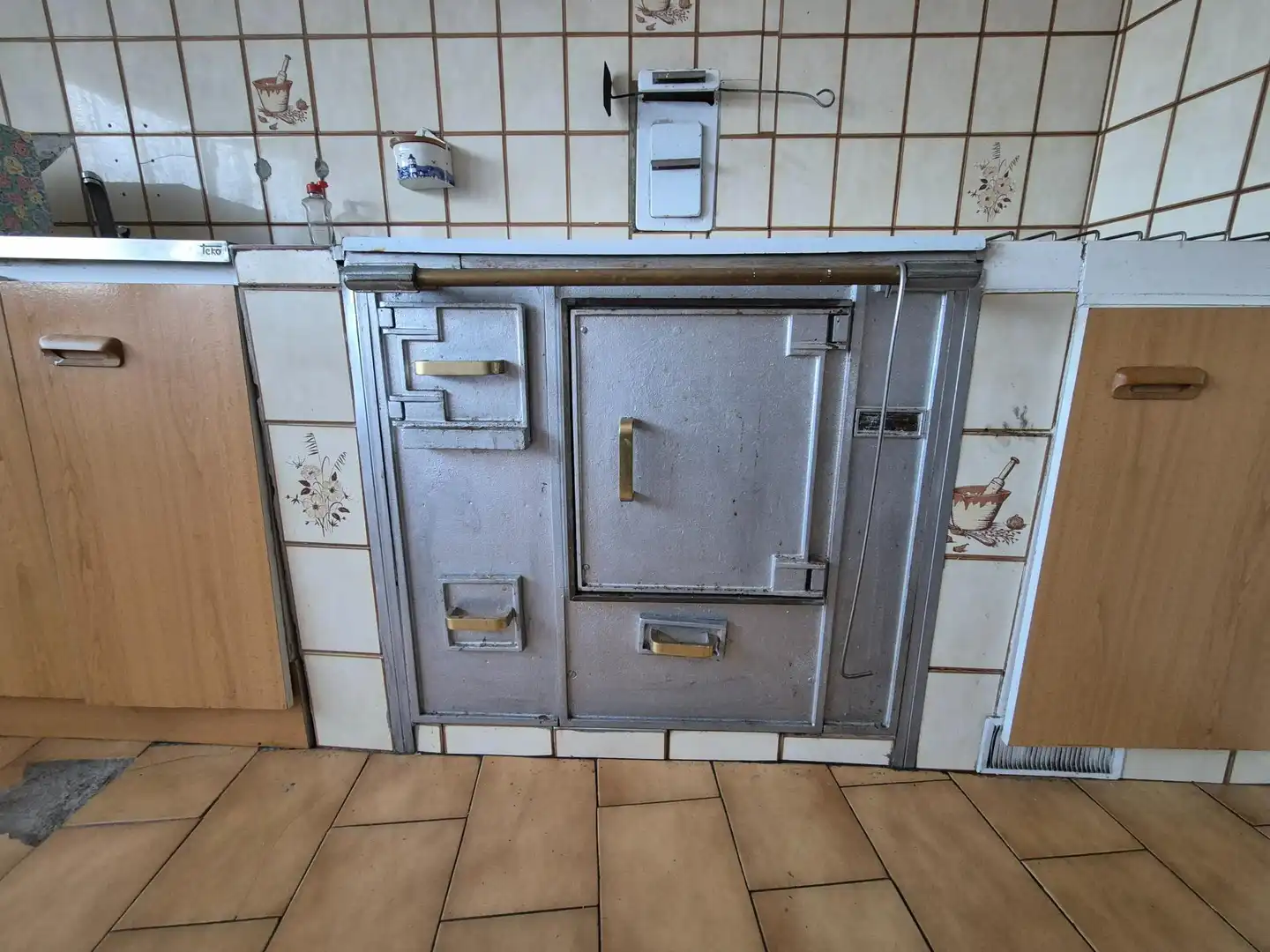 Cuina de Pis en venda en Almanza amb Calefacció, Terrassa i Balcó