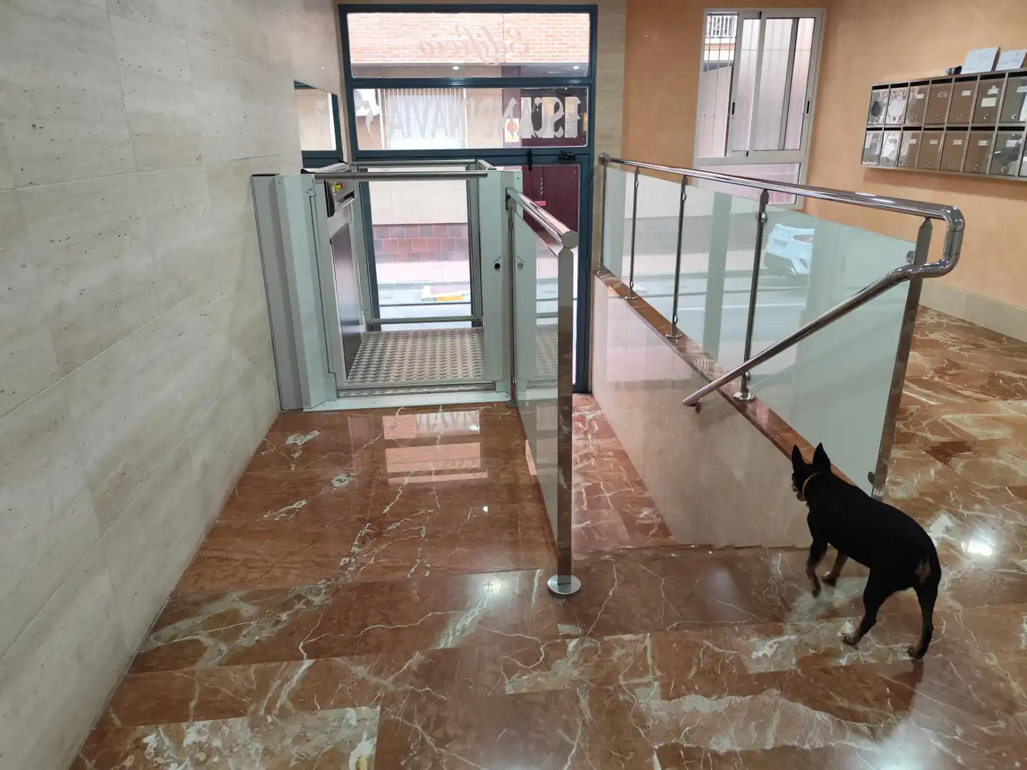 Pis amb ascensor en venda a Calle Maestro Pedro Paredes 13, imagen 3