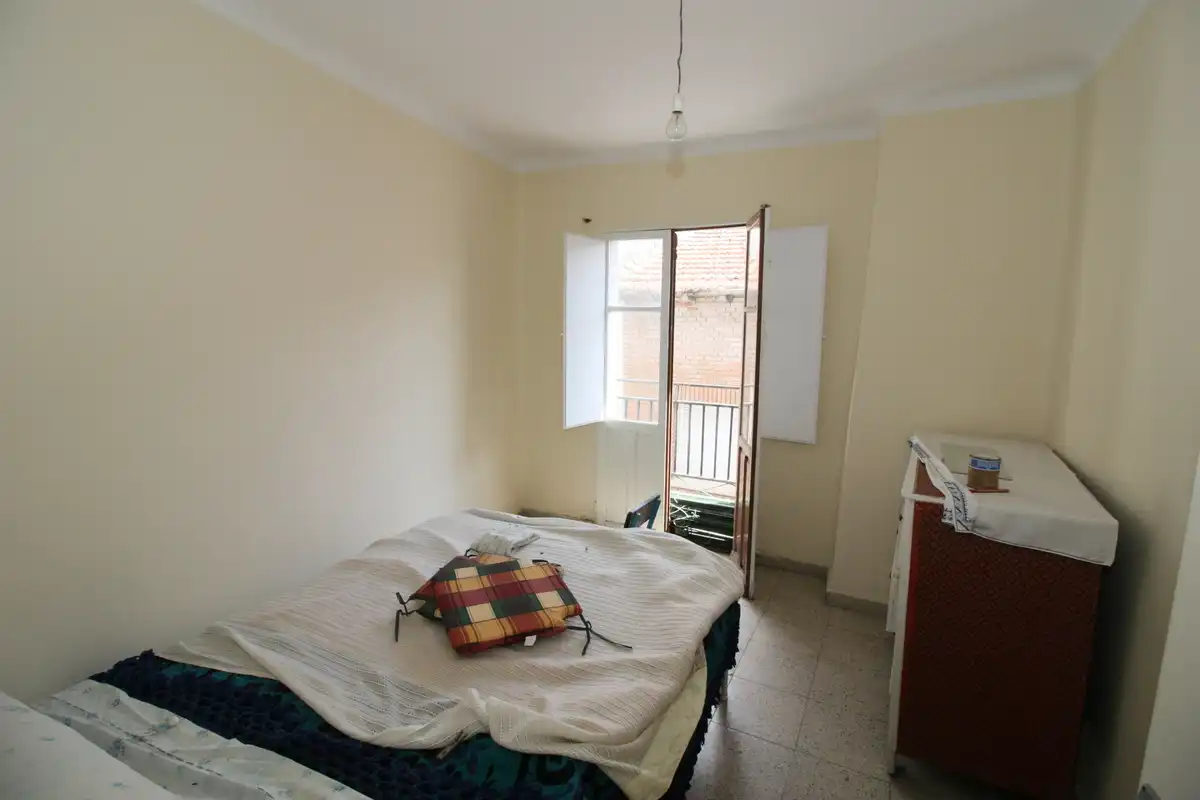 Dormitori de Casa o xalet en venda en El Hornillo  amb Balcó