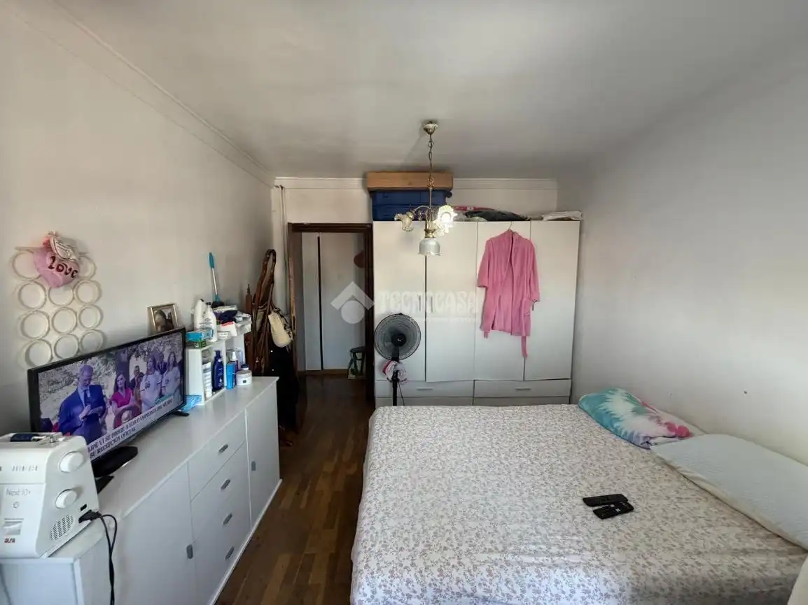 Habitación de Piso en venta en Zaragoza con Calefacción, Parquet y Terraza