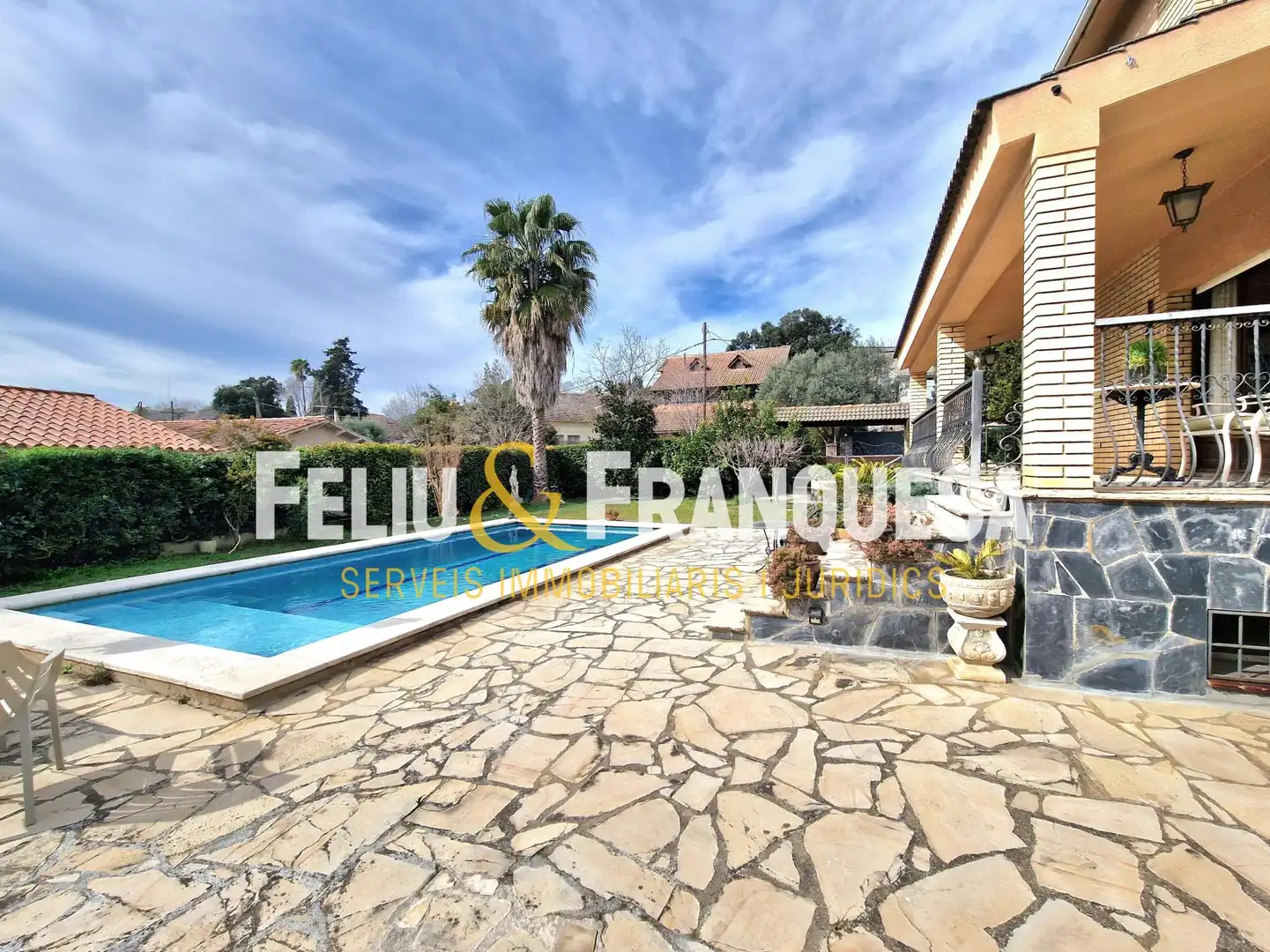 Exterior view of Houses for sale in Sant Cugat del Vallès  with Heating, Private garden and Terrace