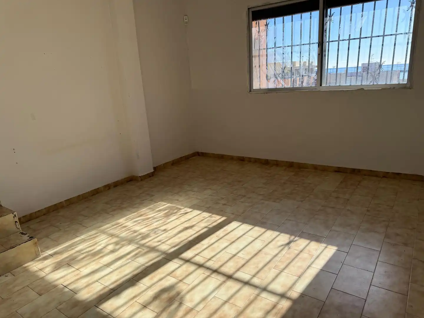 Schlafzimmer von Dachboden zum Verkauf in Almería mit Terrasse