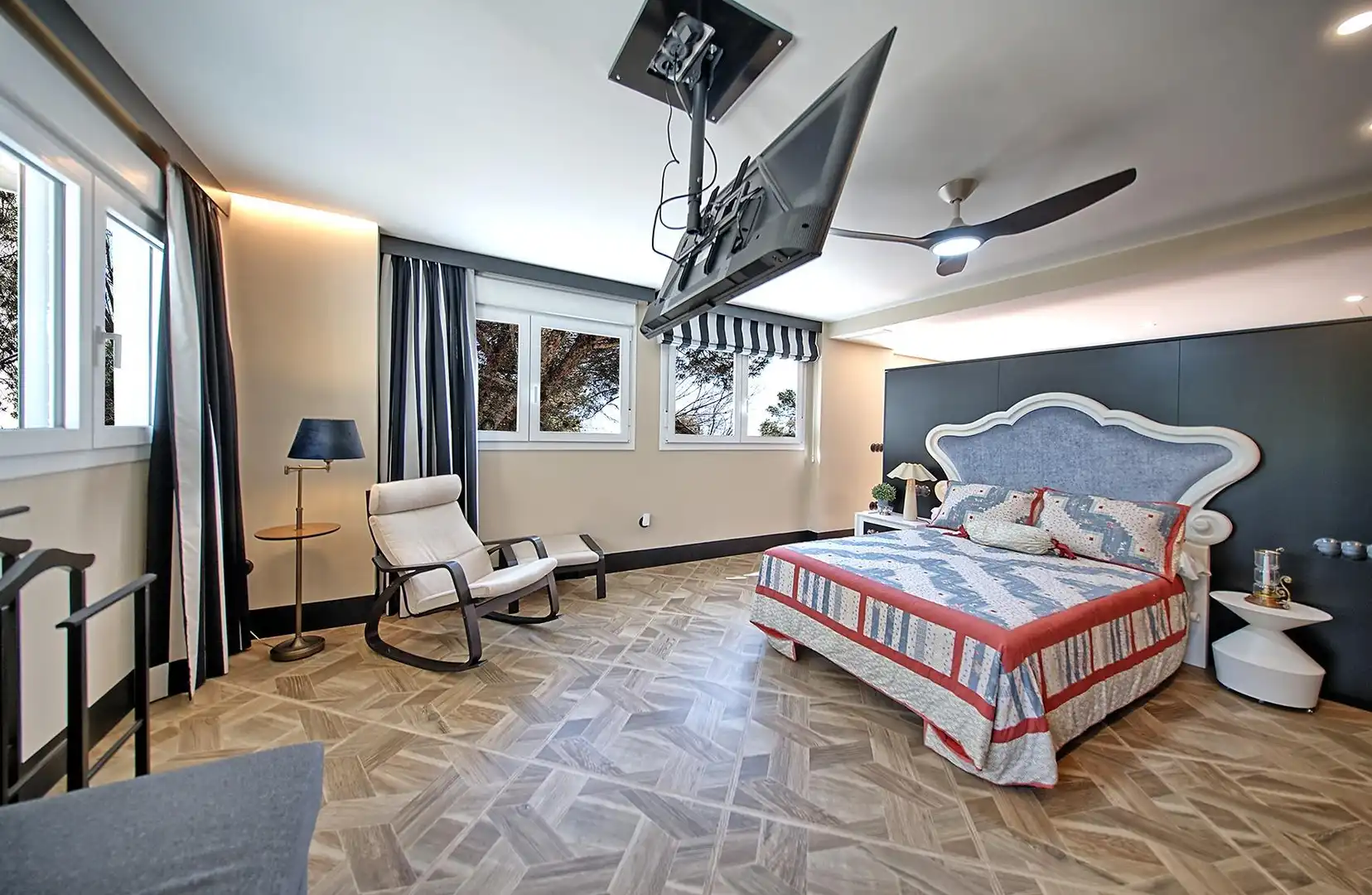 Bedroom of Ground floor for sale in Valencia  with Air Conditioner, Heating and Alarm
